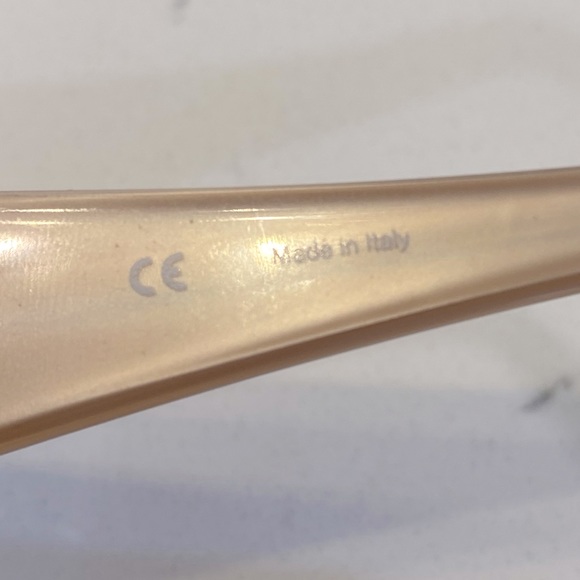 Authentic Loewe sun glasses - Picture 7 of 12